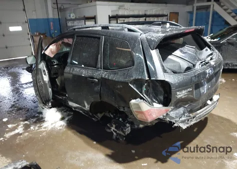 2018 Subaru Forester 2.5I Premium from USA, damaged, VIN JF2SJAEC1JH536815